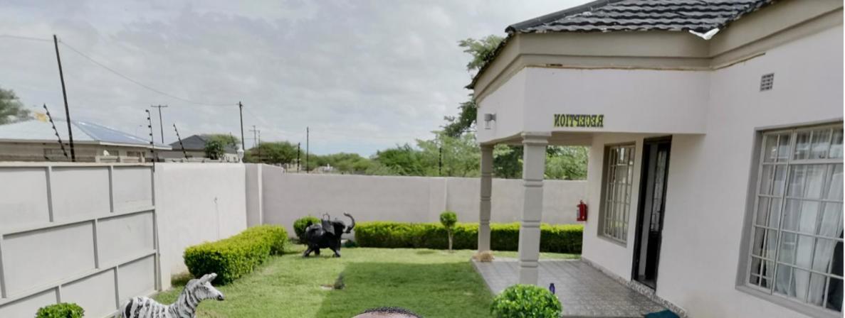 Lee Bed & Breakfast Francistown Eksteriør billede